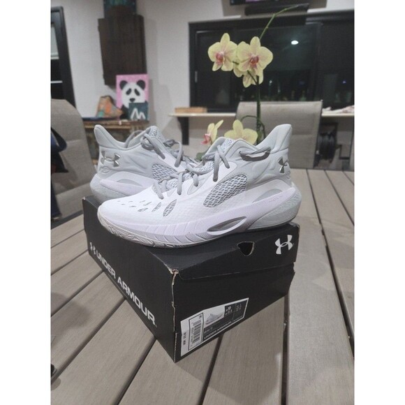 UNDER ARMOUR Jet 21 White 3024260-103 EUC MENS 11.5 WITH BOX *SHELF* main image 7
